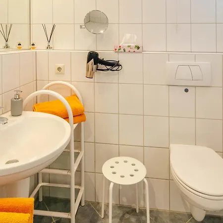 'am Gaensepfad' Hage